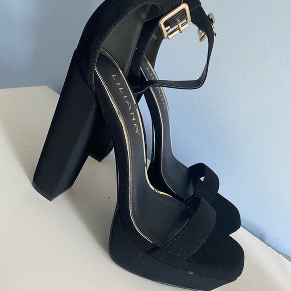 Platform heeled sandals - Picture 2 of 3